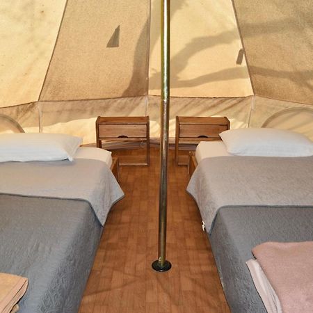 Camping Oliana Exterior foto
