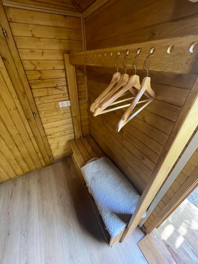Camping Oliana Exterior foto