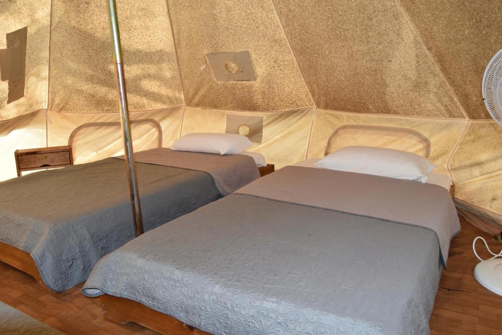 Camping Oliana Exterior foto